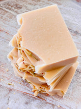 Load image into Gallery viewer, Oatmeal and Honey